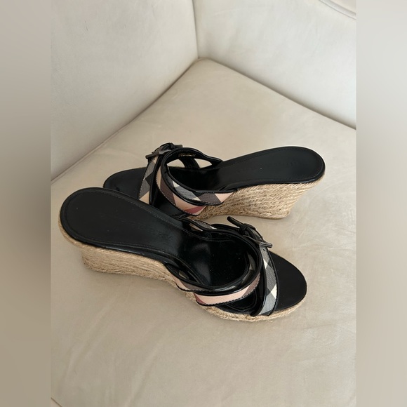 Burberry Women’s Black Patent and Plaid Pattern Wedge Sandals - Picture 7 of 11